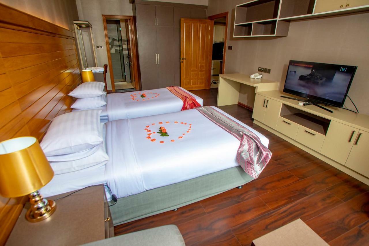Prestige Residences At Golden Valley By Grand United Hospitality Янгон Екстериор снимка