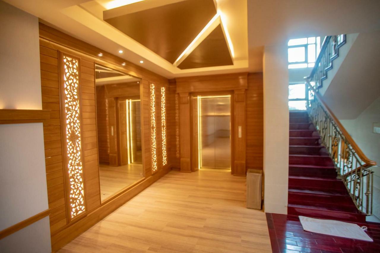 Prestige Residences At Golden Valley By Grand United Hospitality Янгон Екстериор снимка