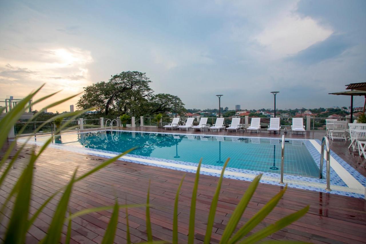 Prestige Residences At Golden Valley By Grand United Hospitality Янгон Екстериор снимка